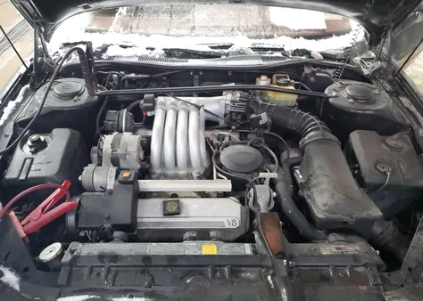 1G6VR318XKU102454